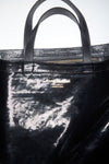 SHINY TOTE BAG IN BLACK, FW22