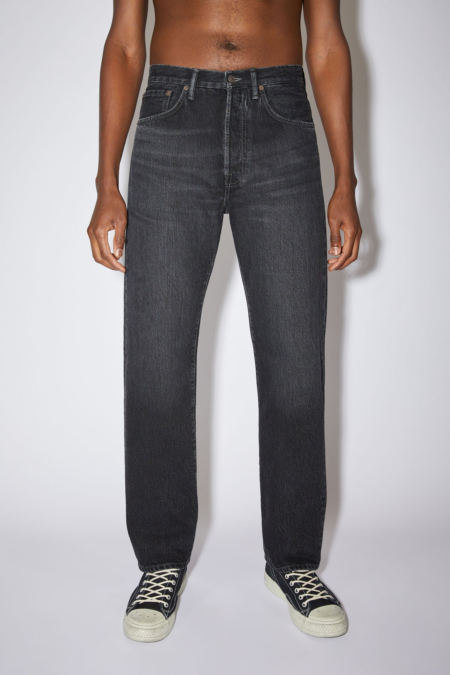 2003 JEAN IN VINTAGE BLACK, S22
