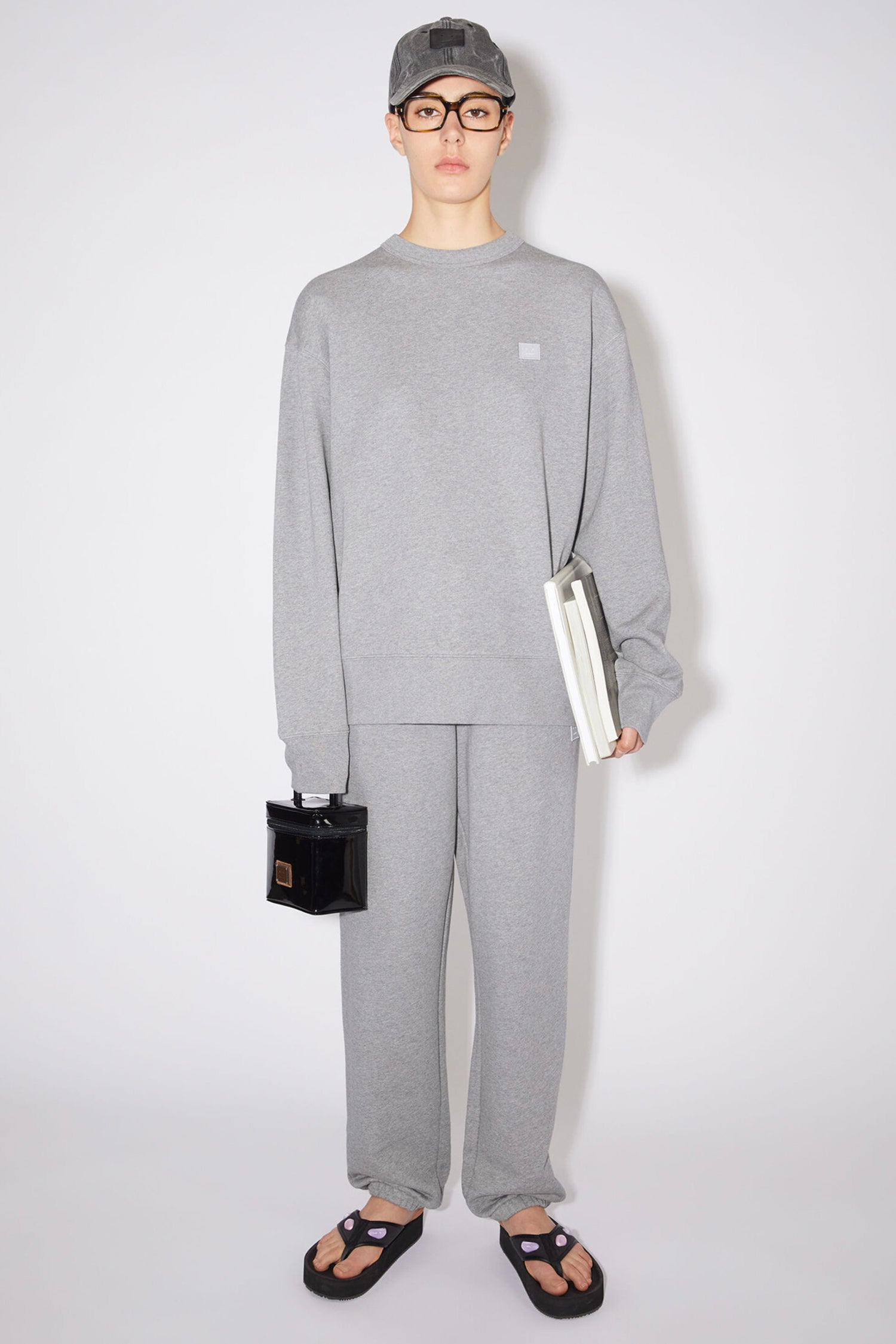FACE VANITY BAG IN BLACK, SS23