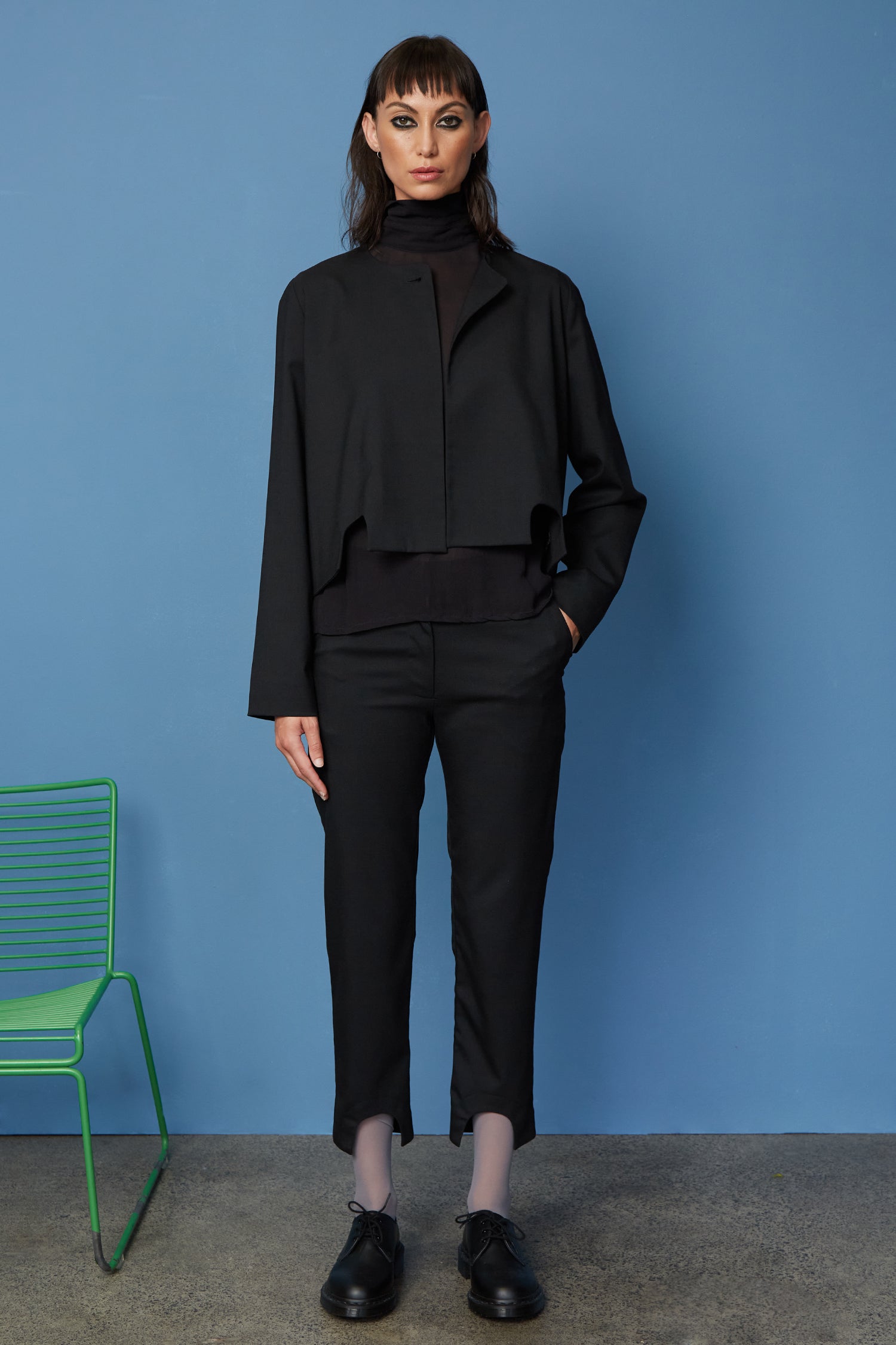 ALCOVE JACKET IN SUITBLACK, W22