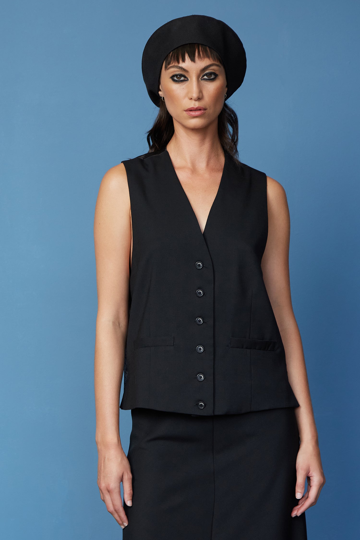 DOUBLE TROUBLE VEST IN SUITBLACK, W22