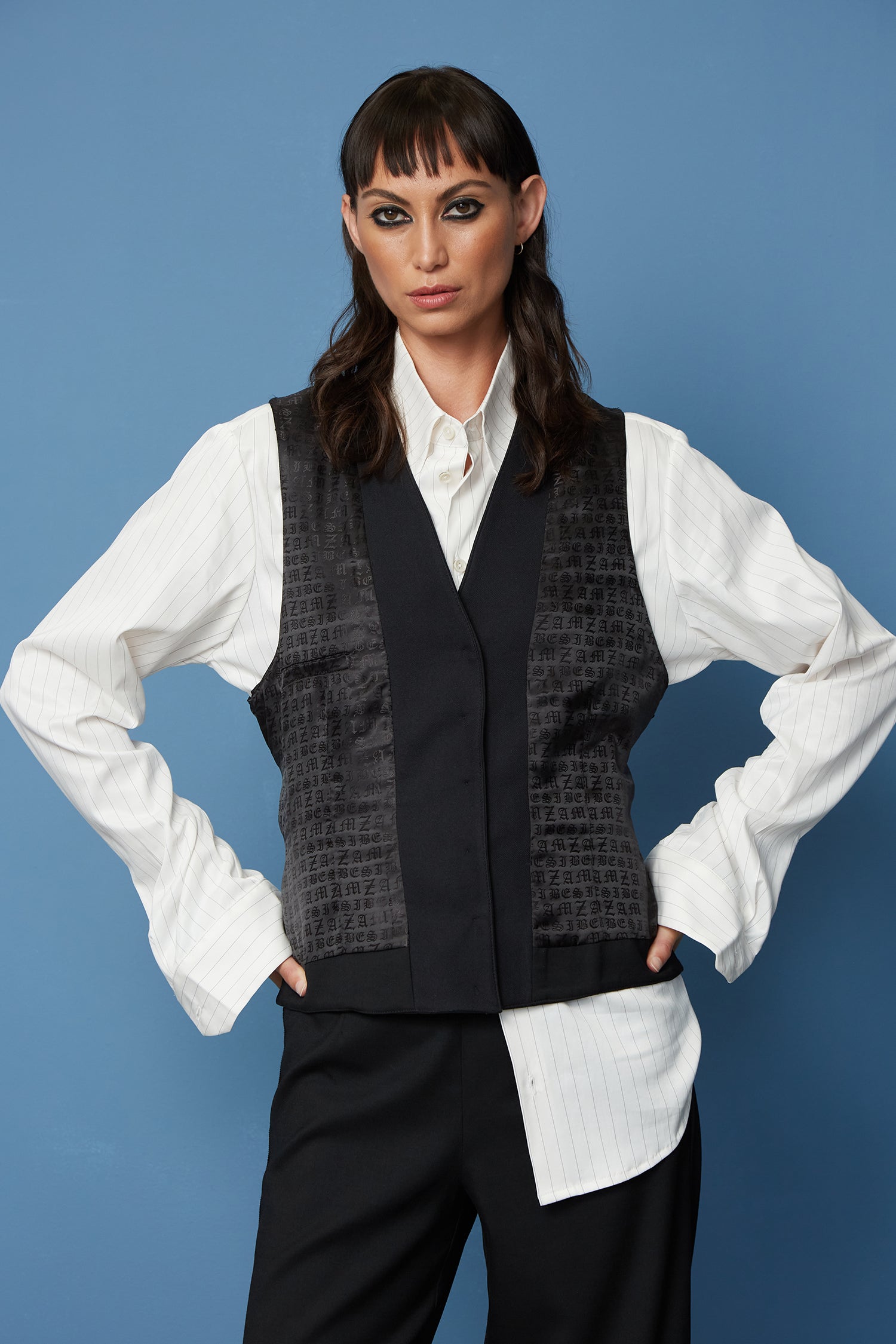 DOUBLE TROUBLE VEST IN SUITBLACK, W22