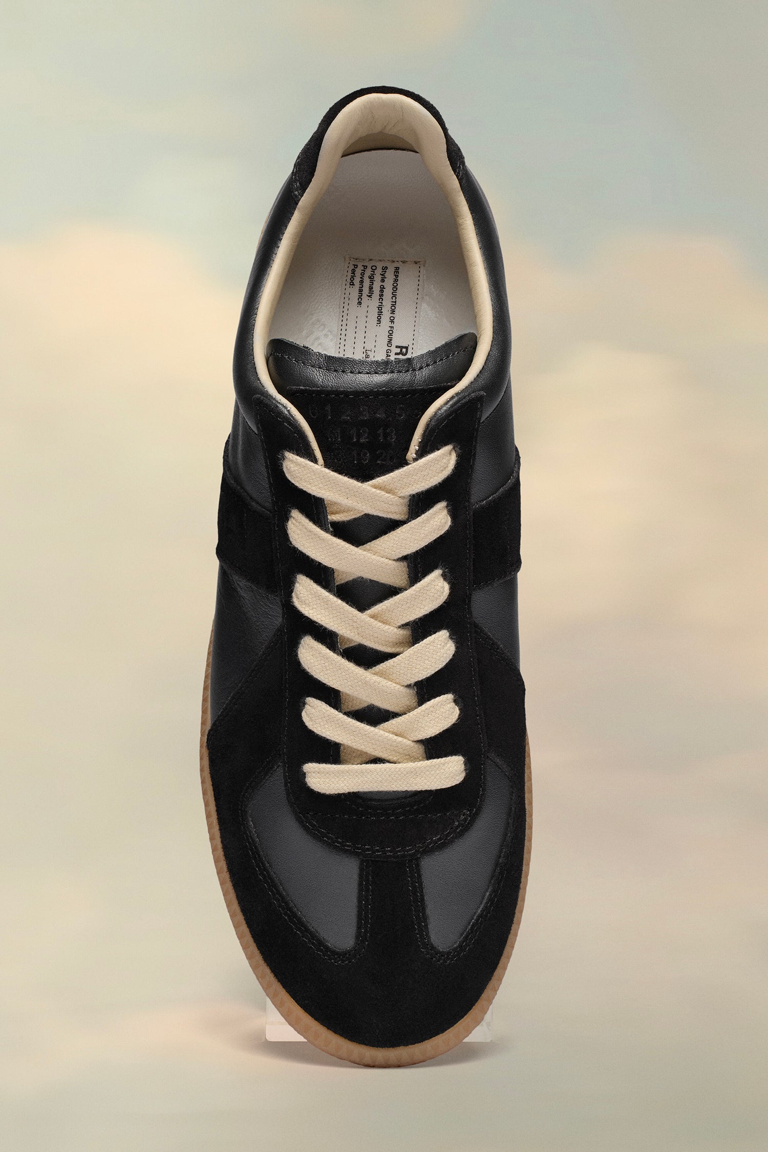 REPLICA SNEAKER IN BLACK/BLACK, SS23