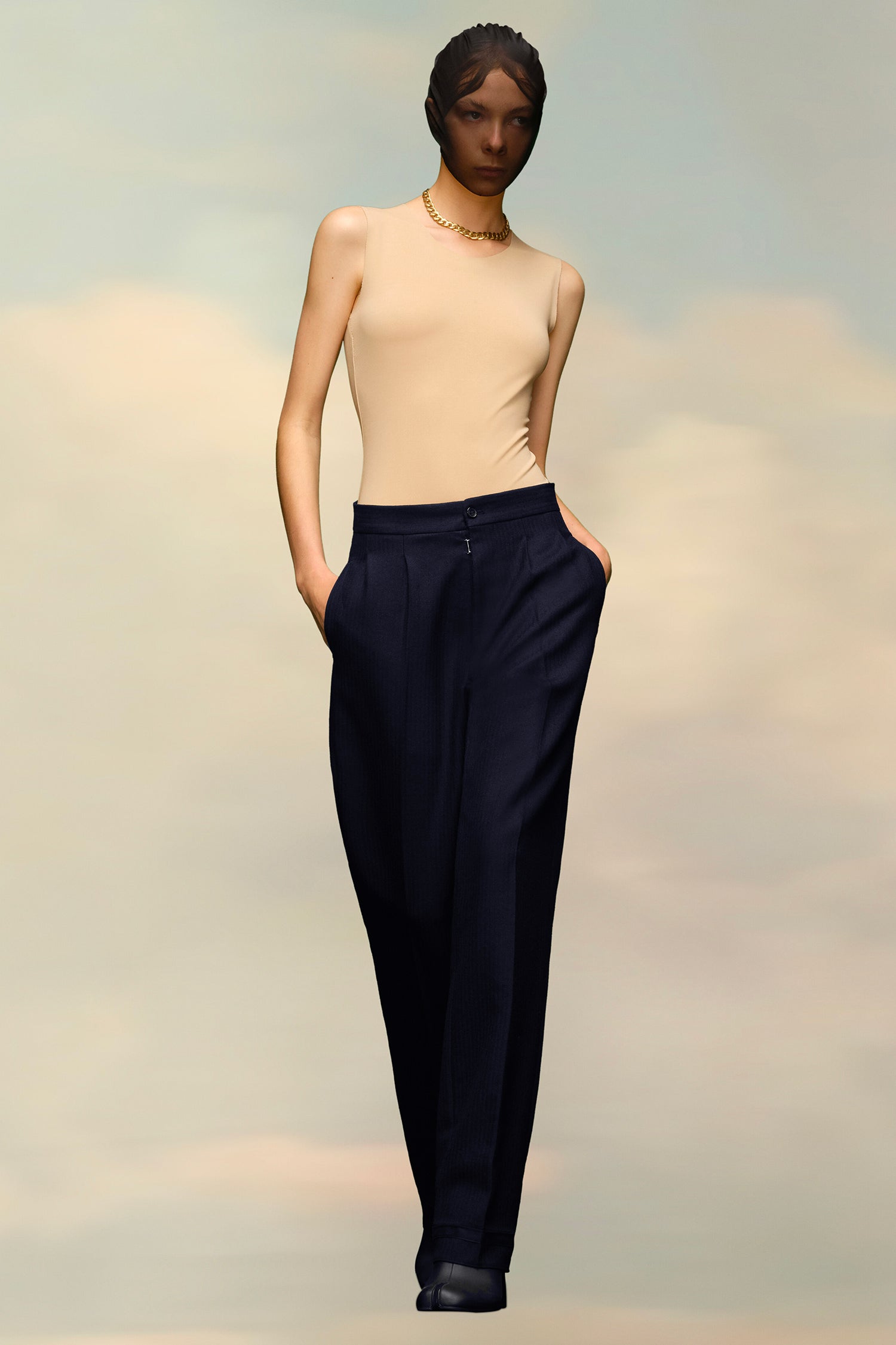 PANTS IN NAVY BLUE, SS23