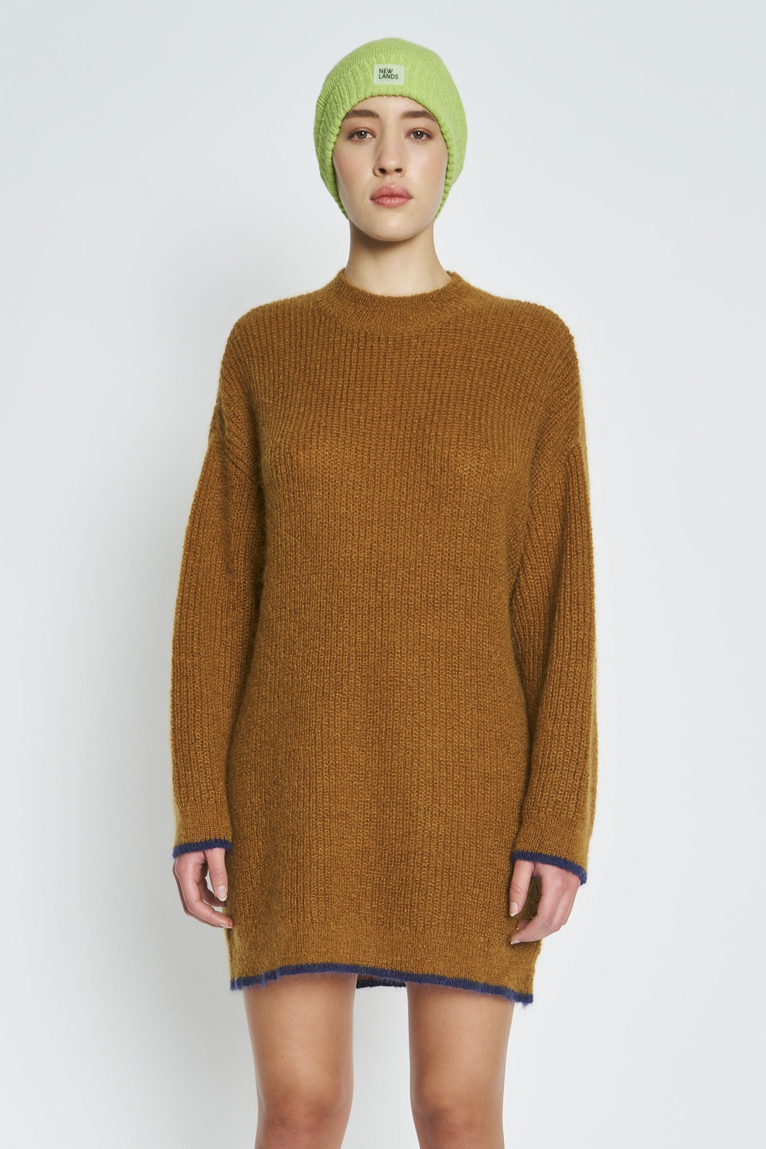 QUINN SWEATER IN CINNAMON/INK TIPS, W23