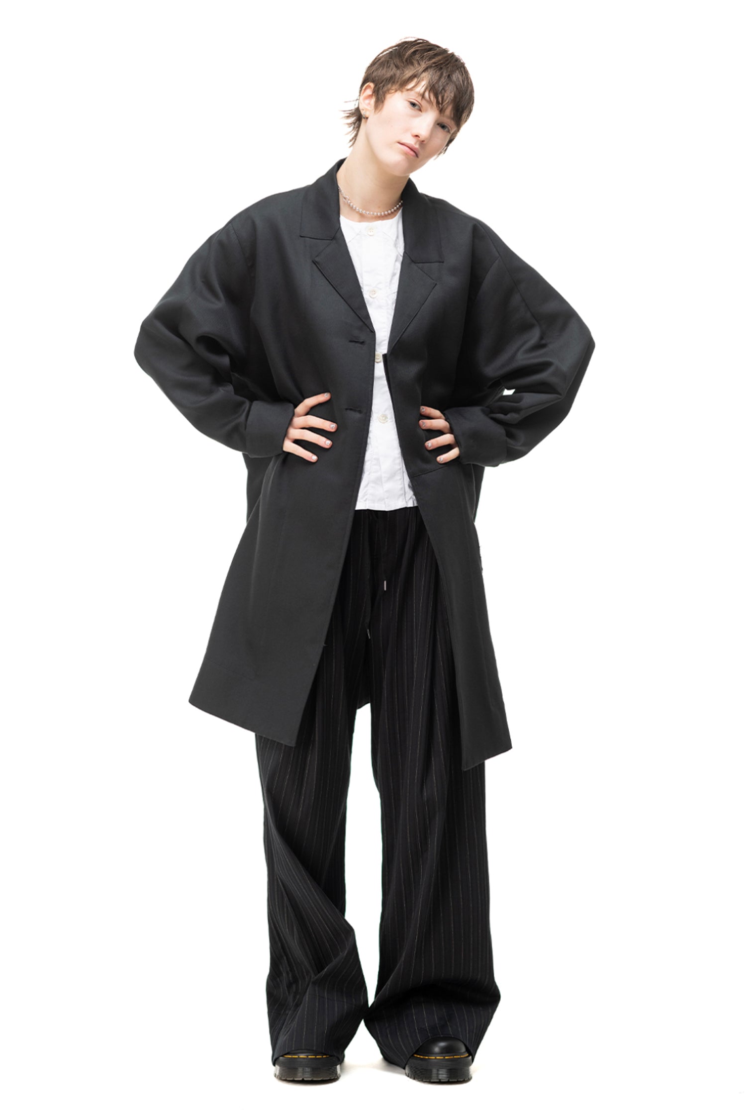 CITY COAT IN LICORICE, S24