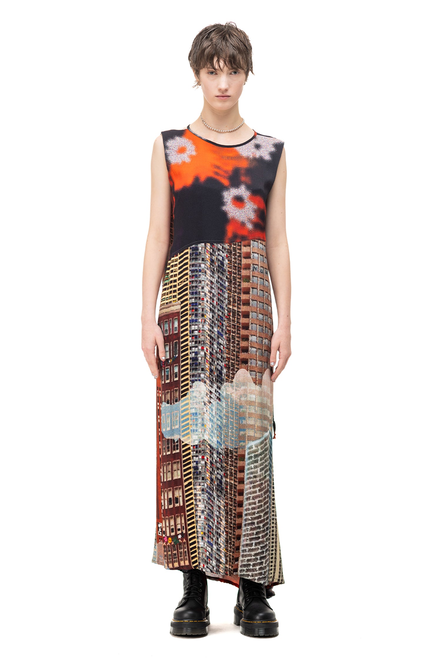 HIGH-LINE DRESS IN COSMO PRINT, S24