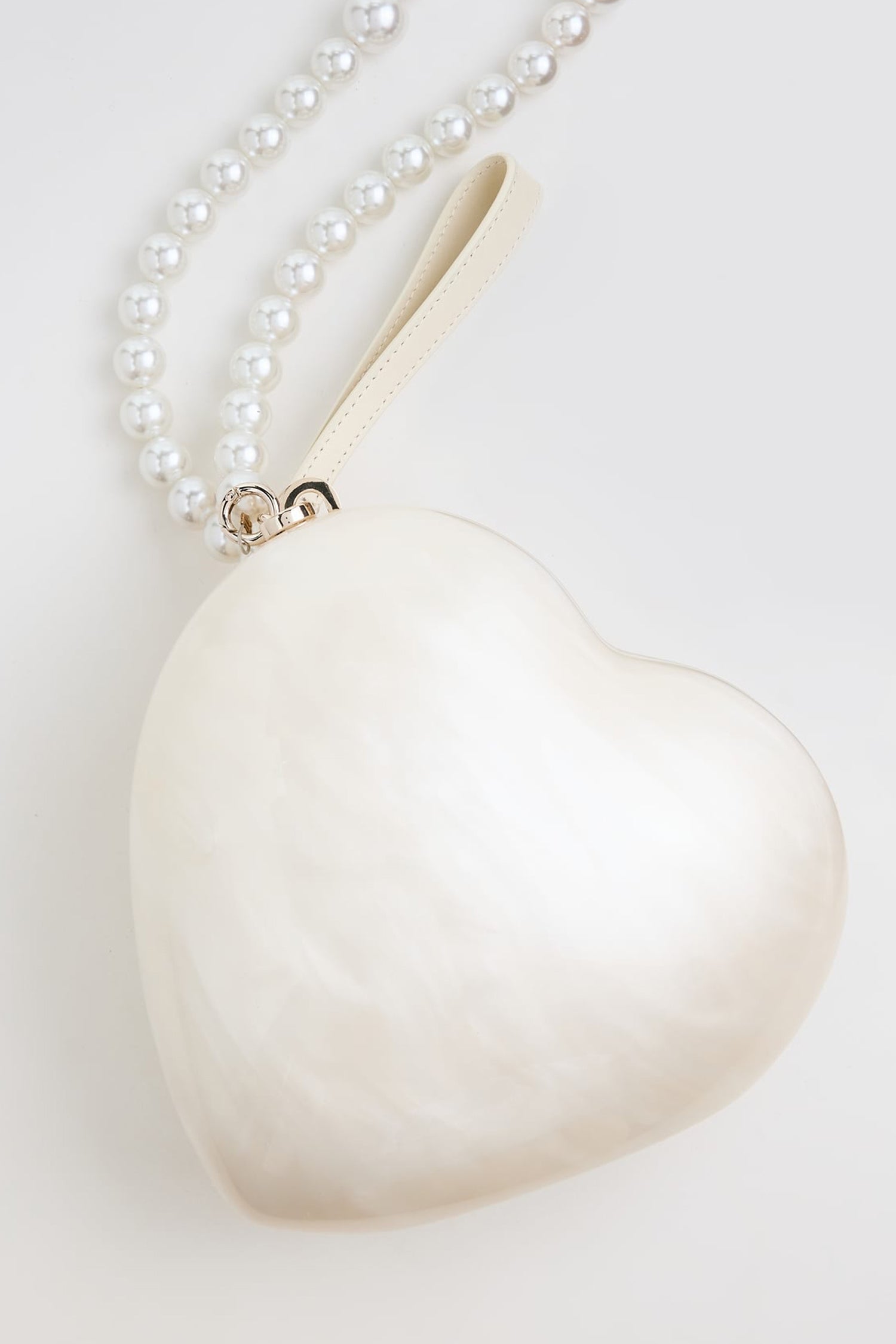 MICRO HEART BAG WITH PEARL STRAP, AW22-23