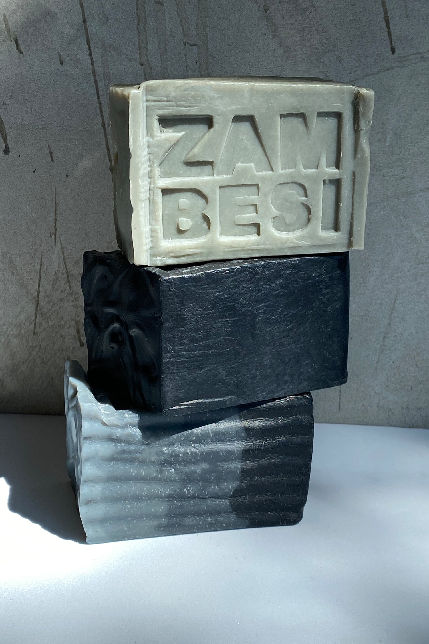ZAMBESI ARTISANAL SOAP IN LICHEN