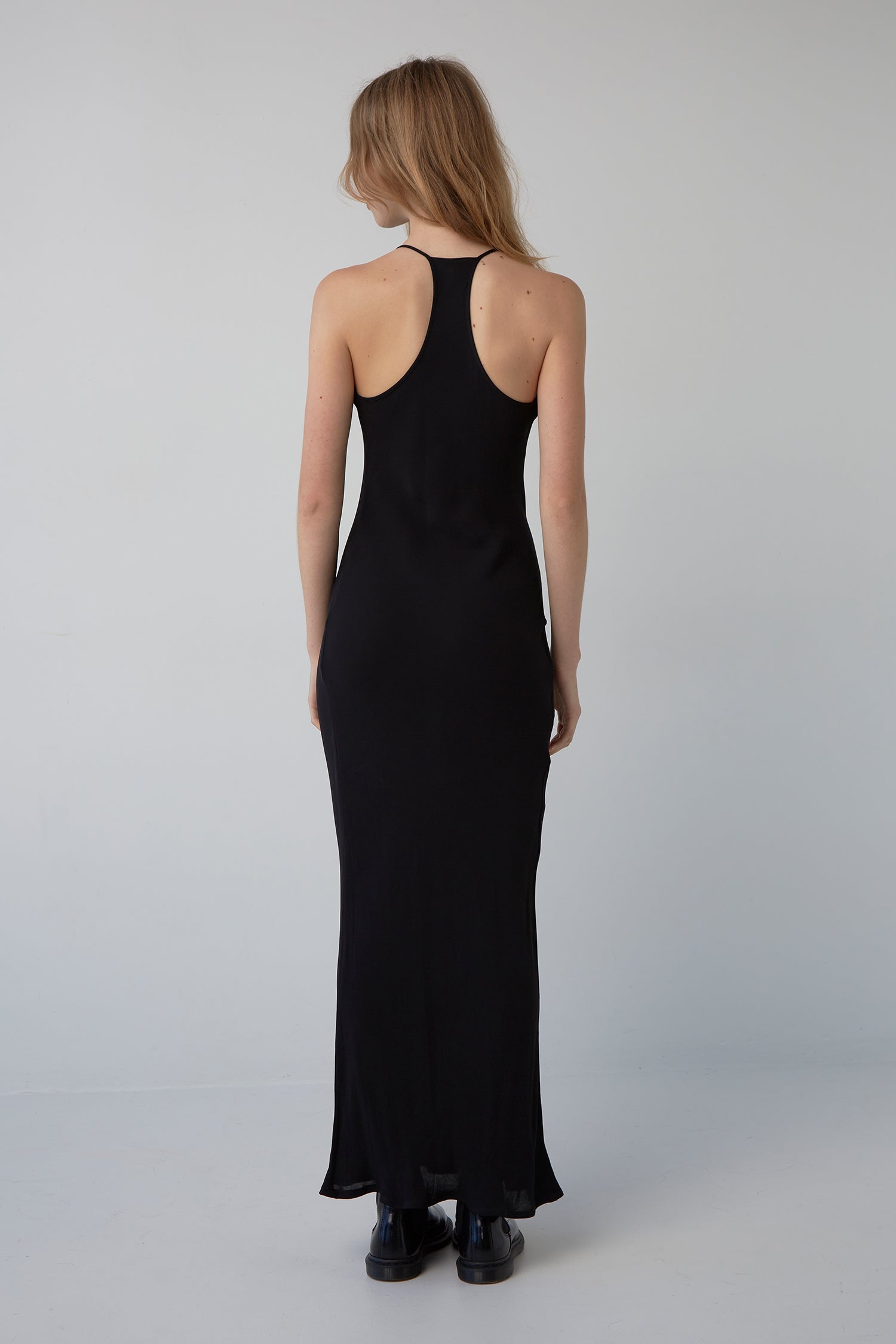 T-BAR GOWN IN OBSIDIAN, S24