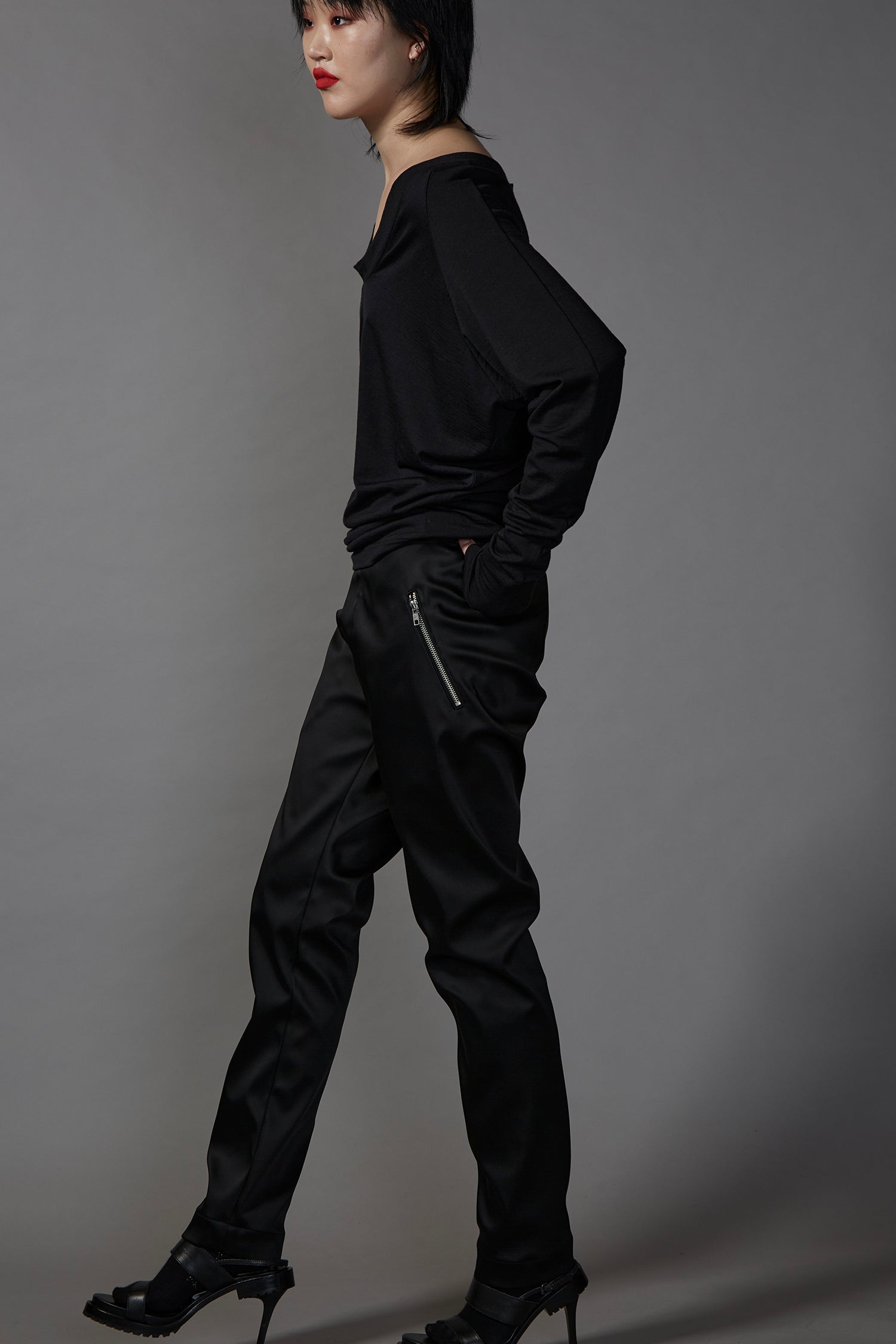 THE BIKER LONG  PANT IN JETT, W23