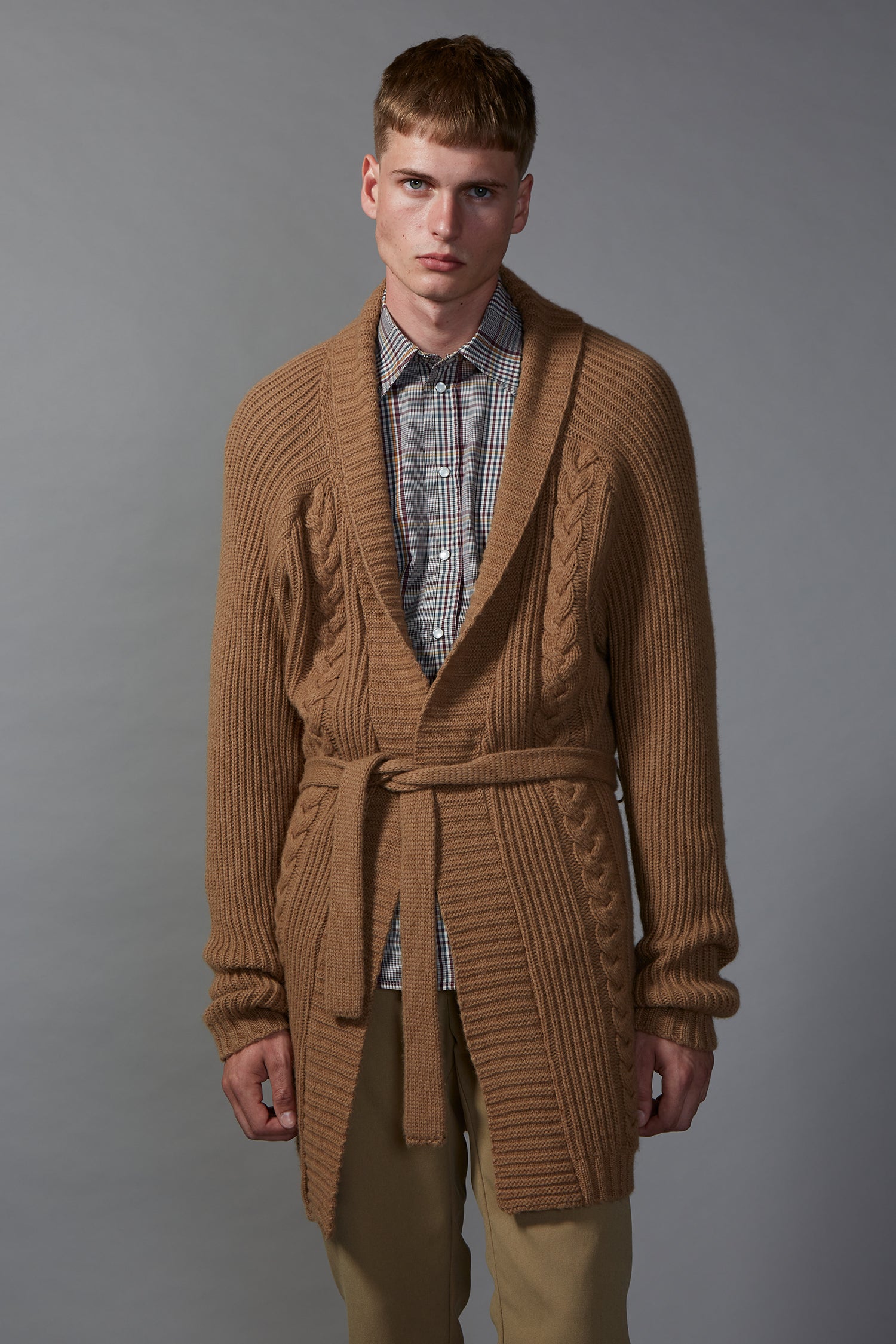 SHAWL CARDI IN CAMEL W23