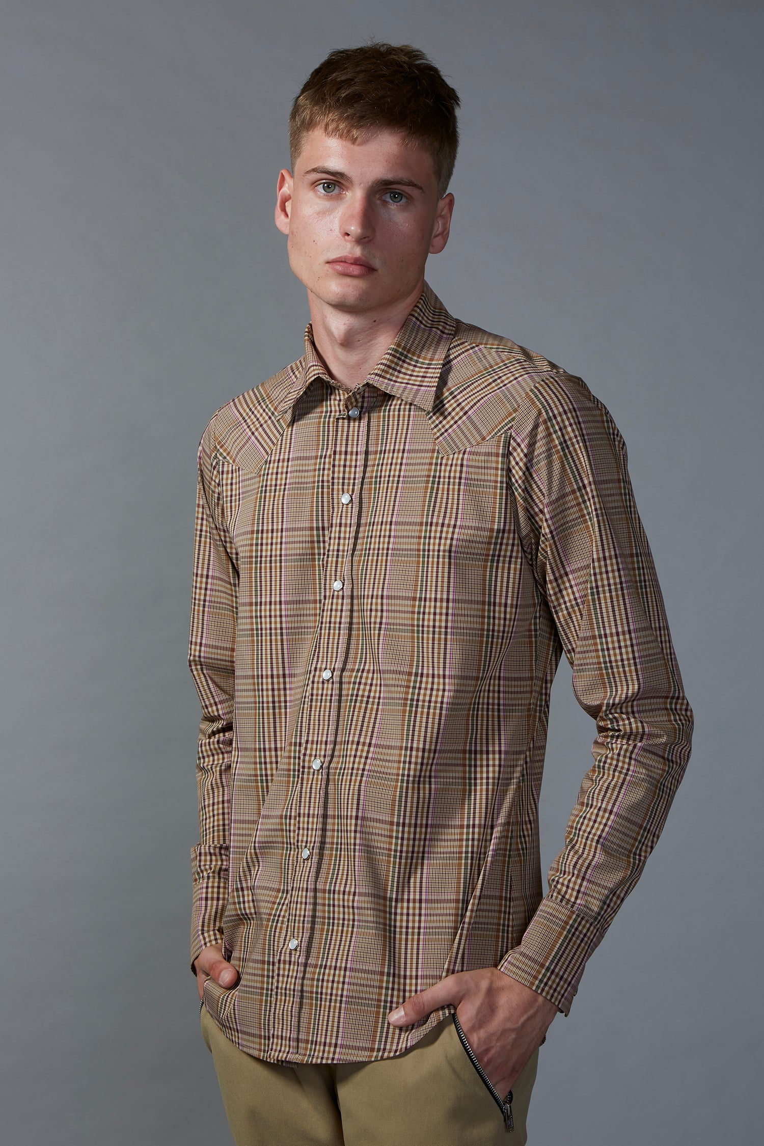 WORKSHIRT IN TOFFEE, W23